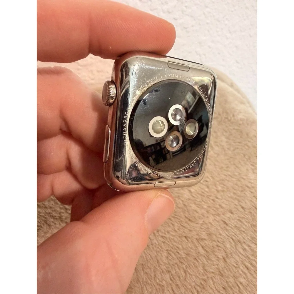 Apple Watch 1st Gen 42mm Stainless Steel Case Silver